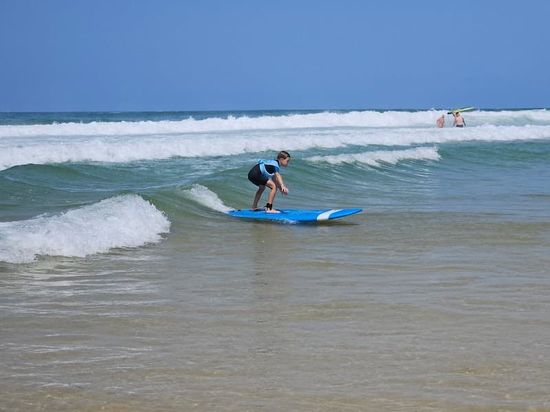 Photo de Shaka Surfing Academy