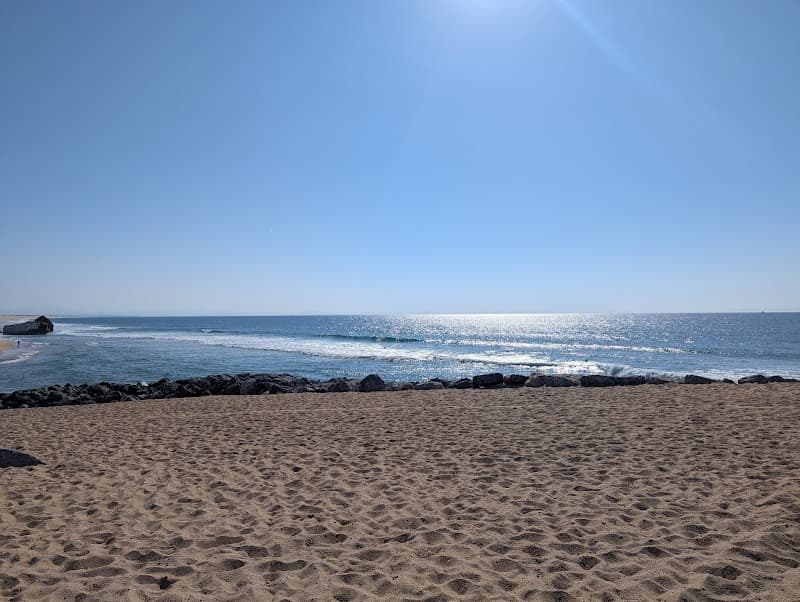 Photo de Sunset Surf School